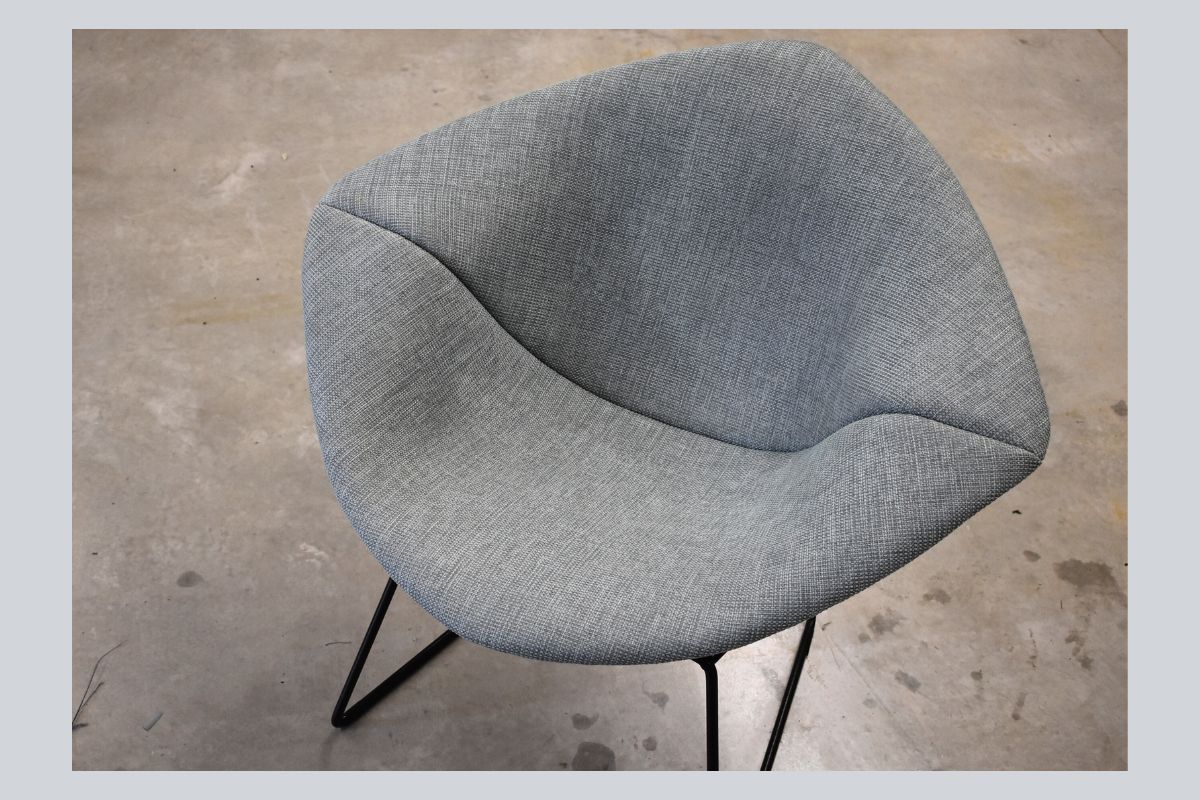 Knoll Bertoia Diamond Chair neu beziehen