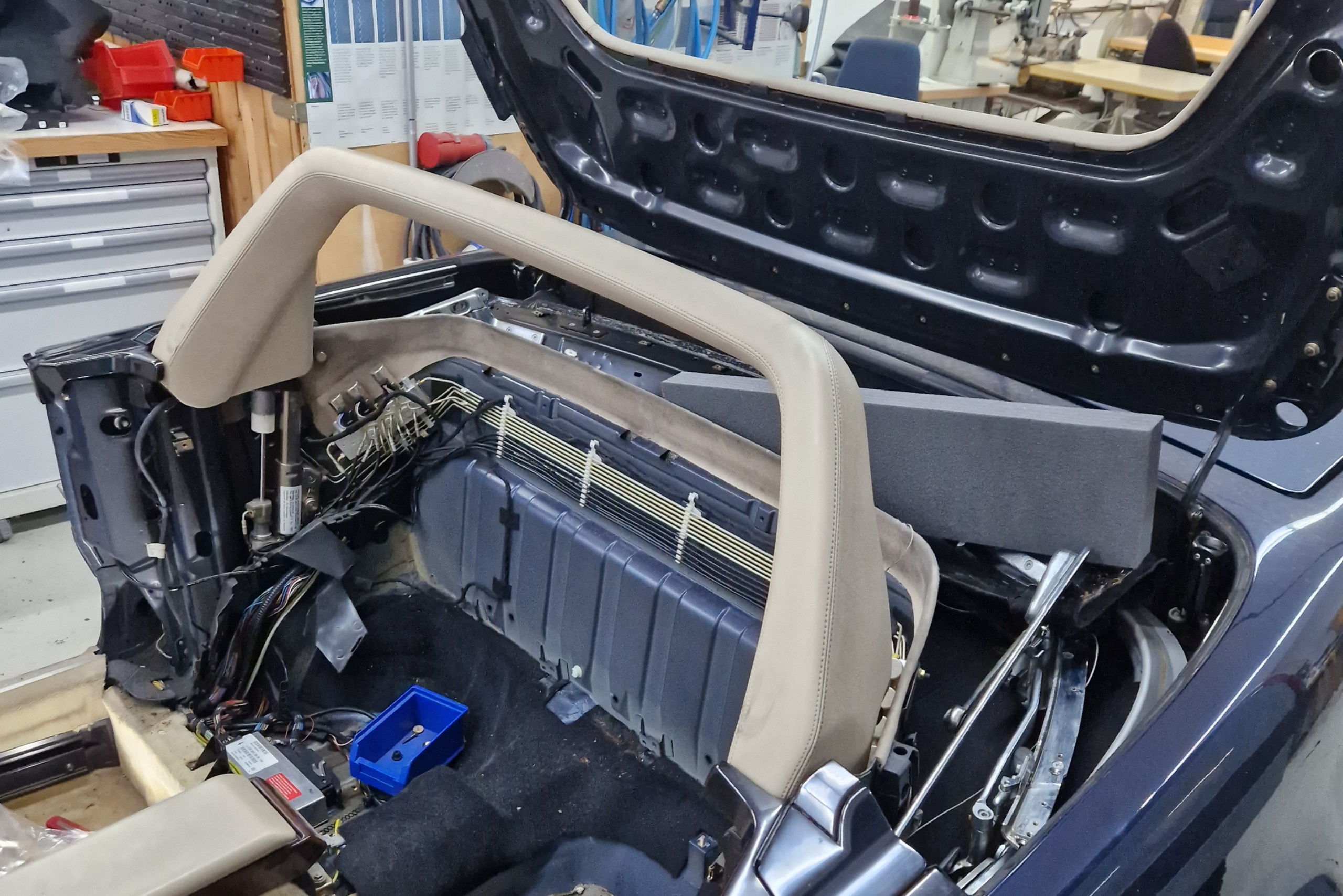 mercedes-r129-verdeckhydraulik.jpg slk-r170-hydraulikzylinder.jpg audi-80-cabriolet-verdeckhydraulik.jpg hydraulikleitung-cabrioverdeck.jpg