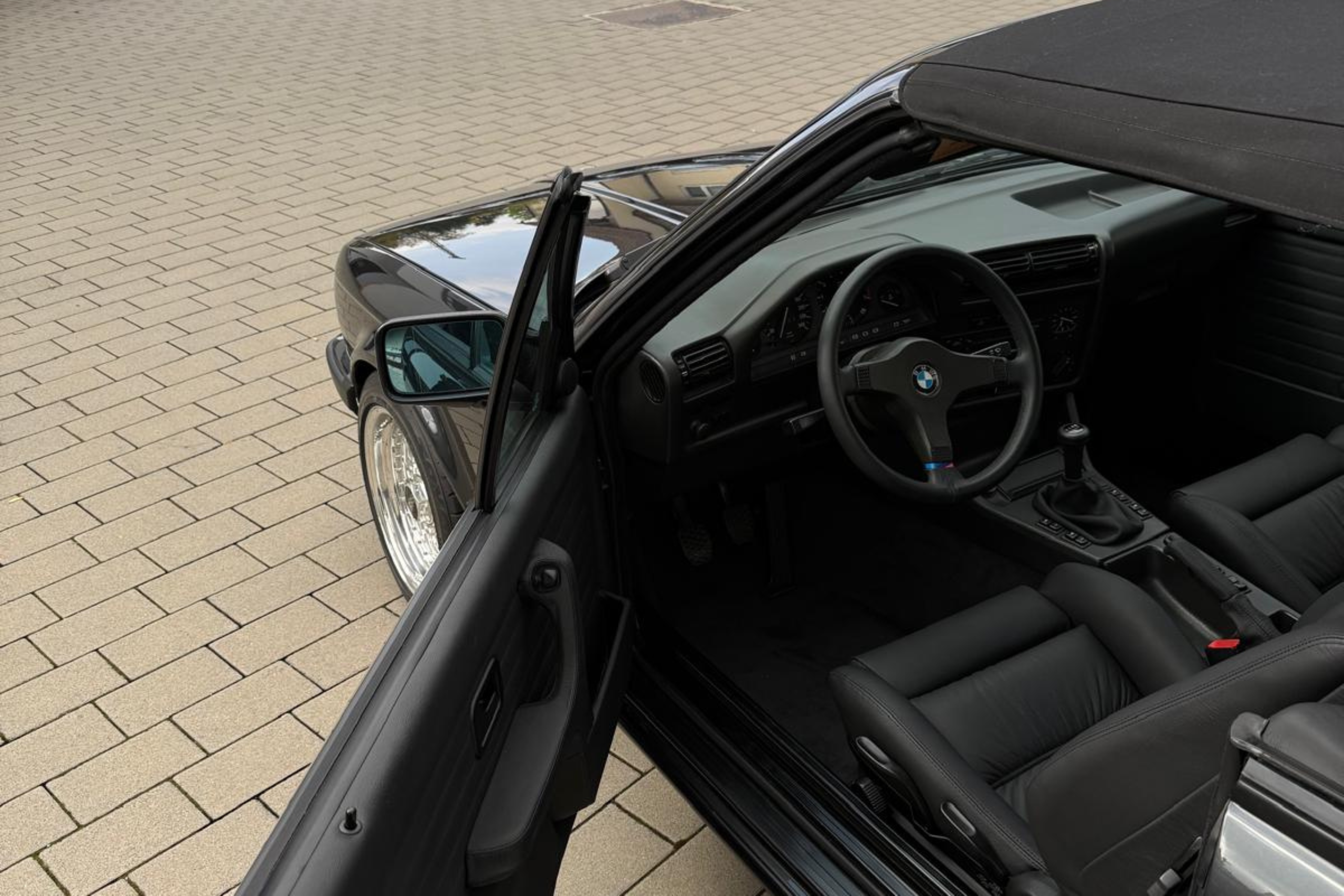 BMW E30